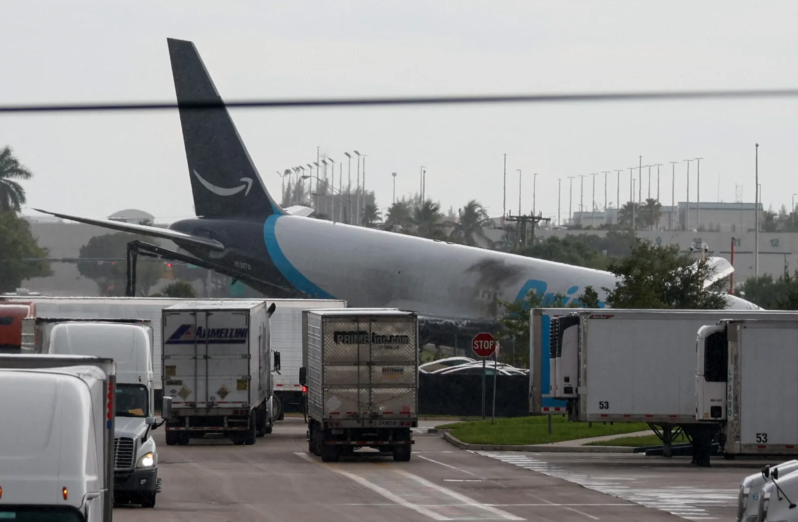 Acidente com cargueiro da Amazon deixa cinco mortos em Miami