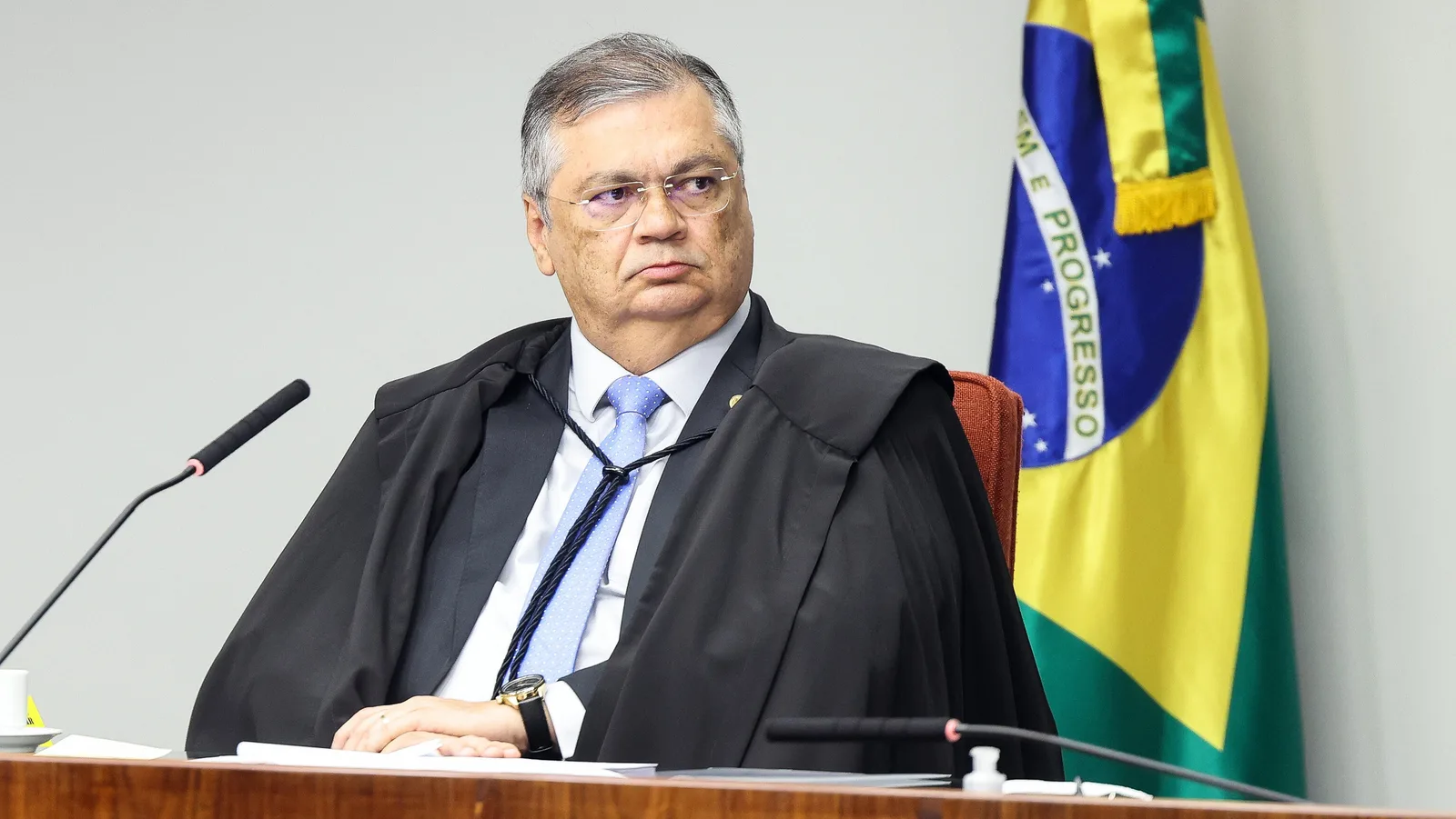 Dino aponta ligação de investigação com atos ligados ao PCC