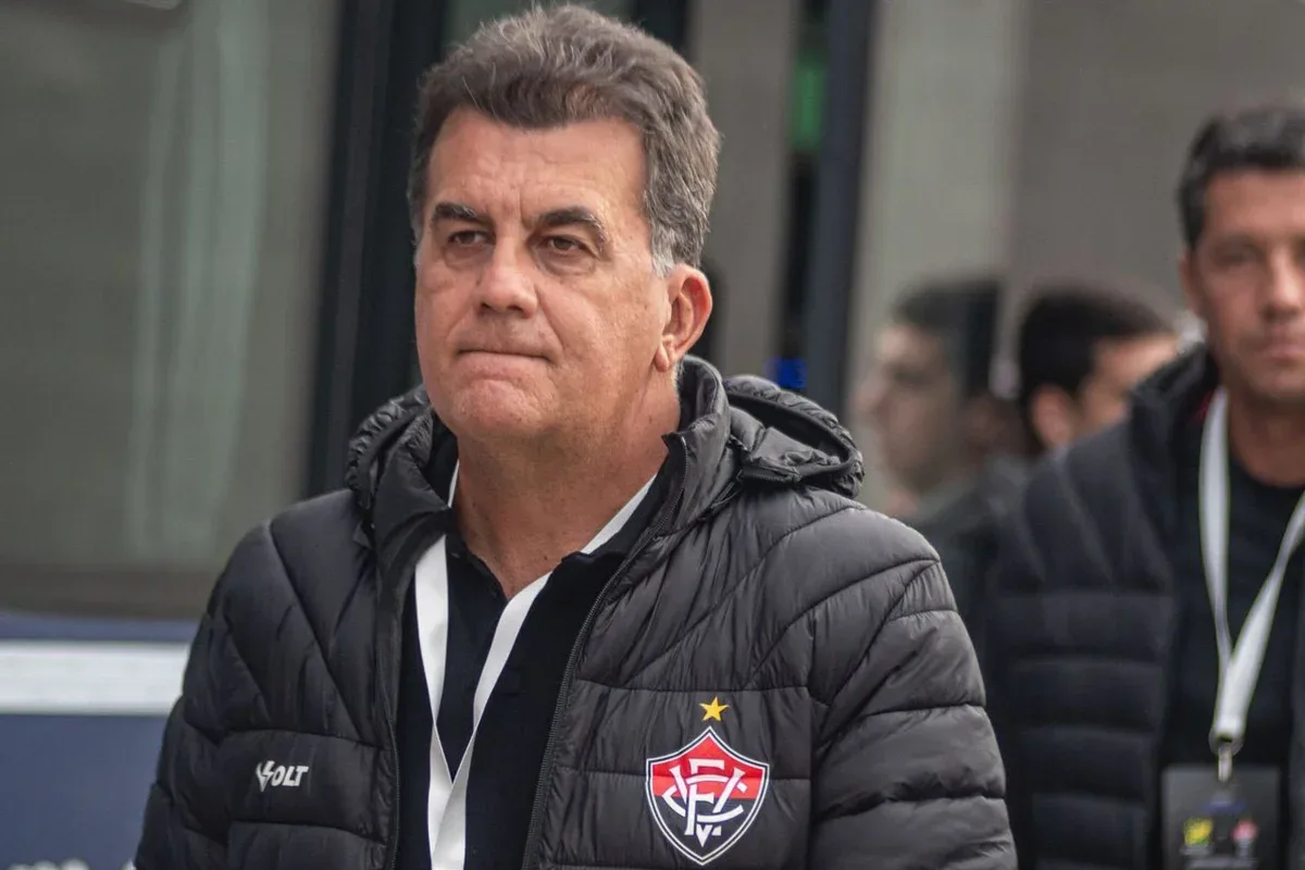 Vitória aciona Justiça e volta a cobrar pagamento do Grêmio por Wagner Leonardo