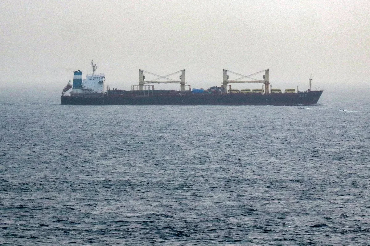 Bab el-Mandeb ganha importância após fechamento de Ormuz e avanço houthi