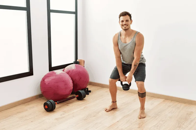 Treino sem tênis exige avaliar exercício, lesões e segurança do ambiente