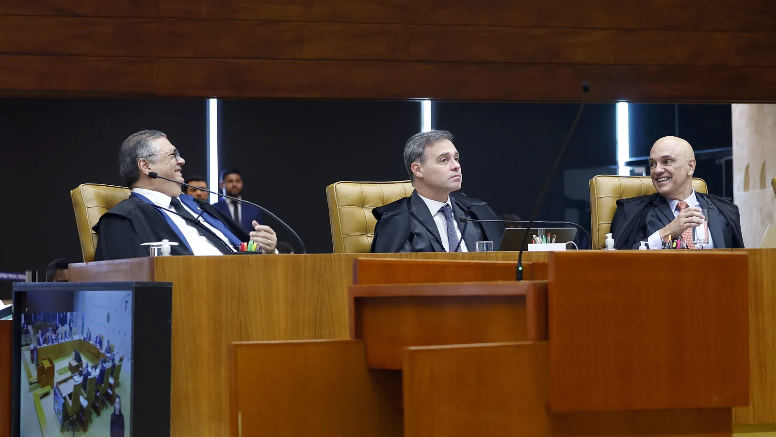 Dino defende permanência de Andrei Rodrigues no comando da PF