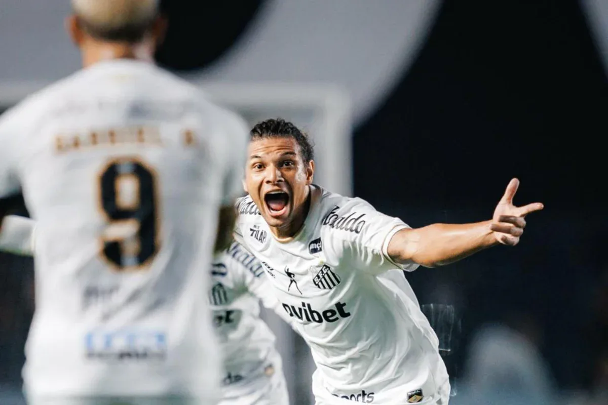 Santos derrota Atlético-MG por 2 x 0 no jogo de ida das quartas