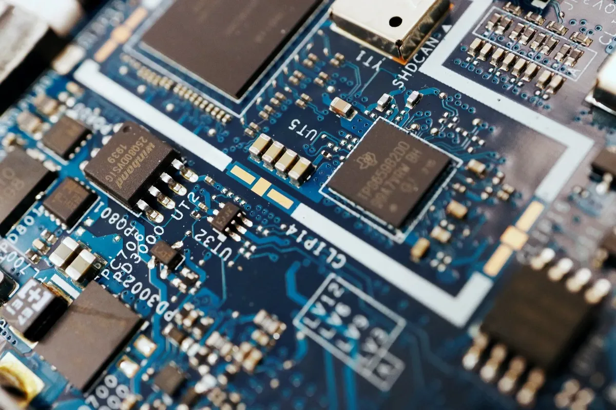 ASML e TSMC planejam máscaras maiores para produção de chips