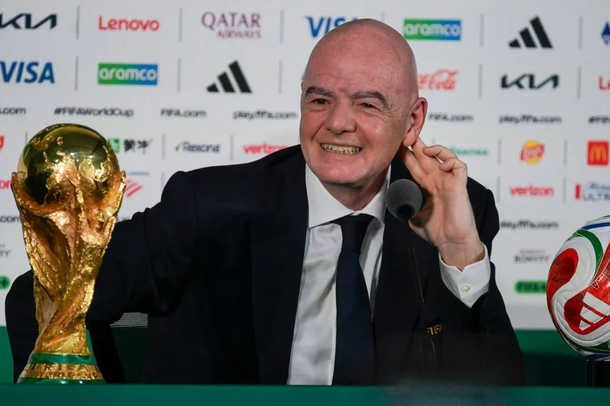 Infantino confirma que disputará novo mandato à frente da Fifa em 2027