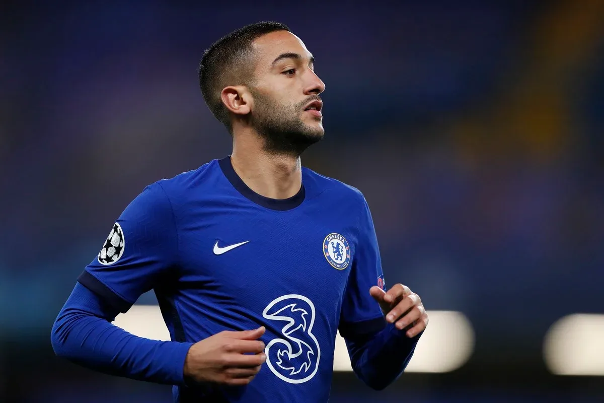 Hakim Ziyech acerta com o Botafogo para a reta final da temporada
