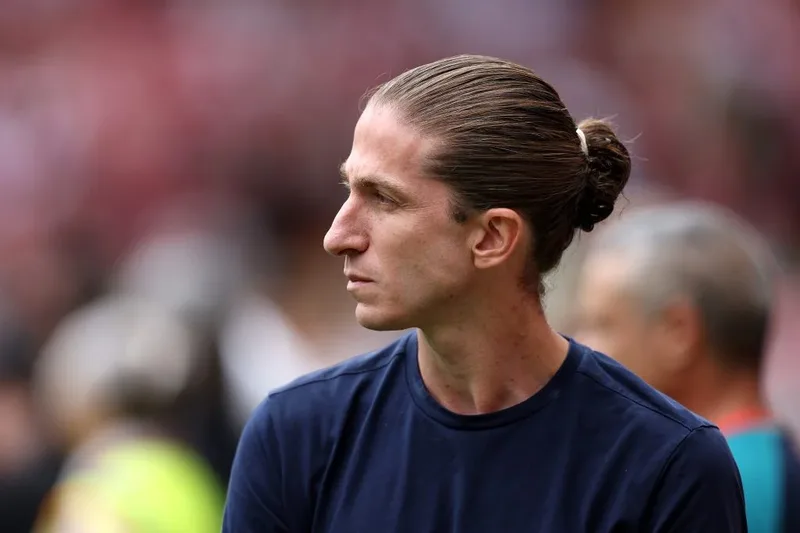 Filipe Luís torce por nova final do Flamengo no Mundial de Clubes