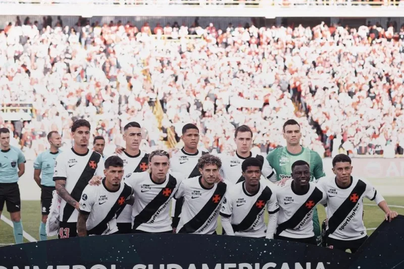 Vasco segura empate com Santa Fe e decide vaga em casa