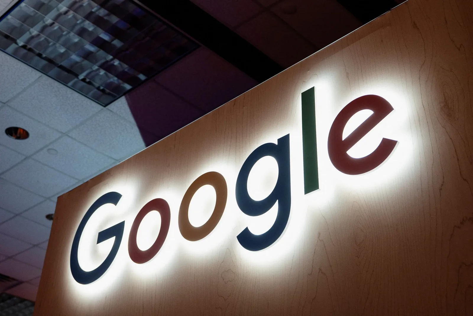 Google altera buscas na Europa para cumprir regras antitruste da União Europeia