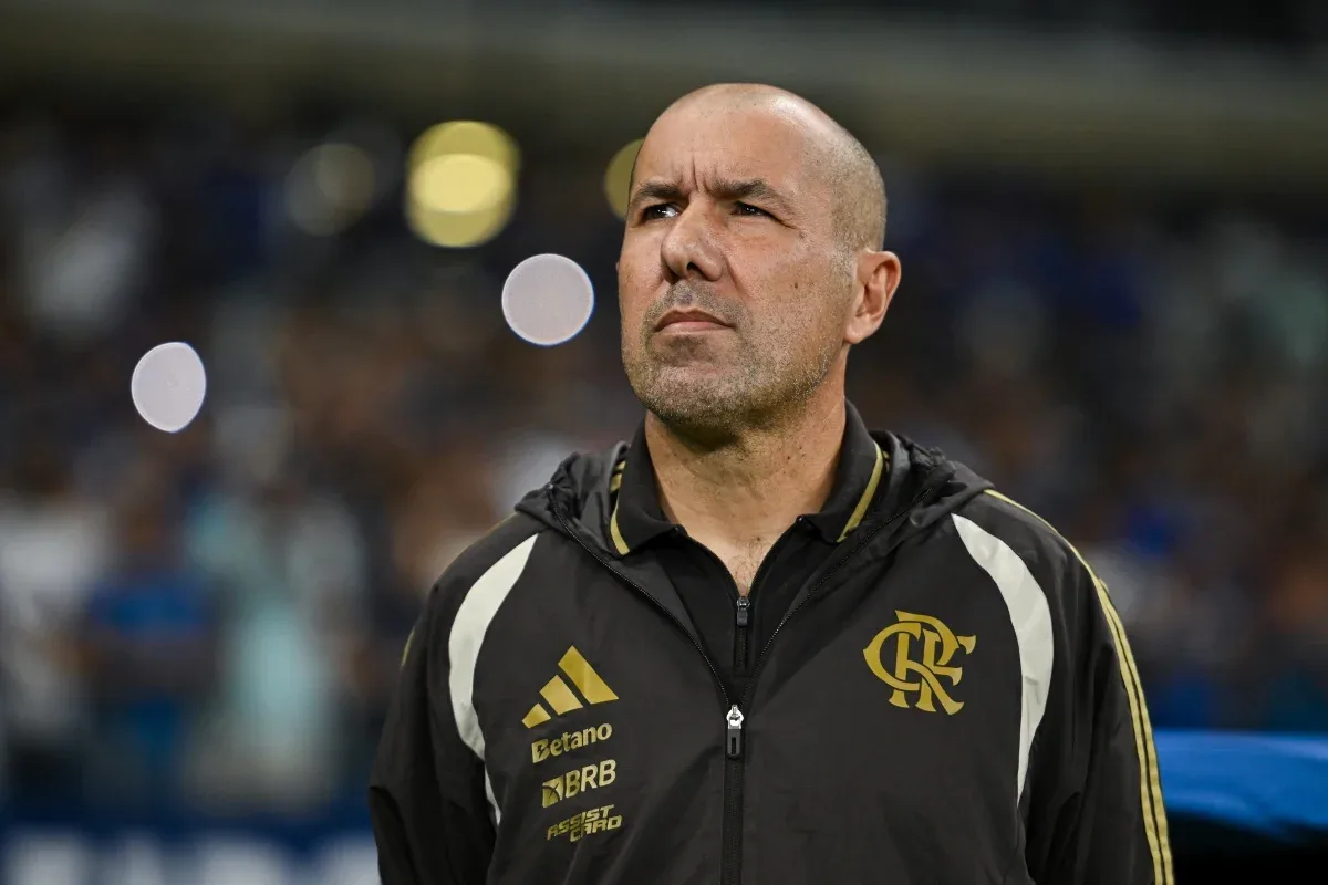 Flamengo assume liderança do Brasileirão, e Leonardo Jardim pede cautela