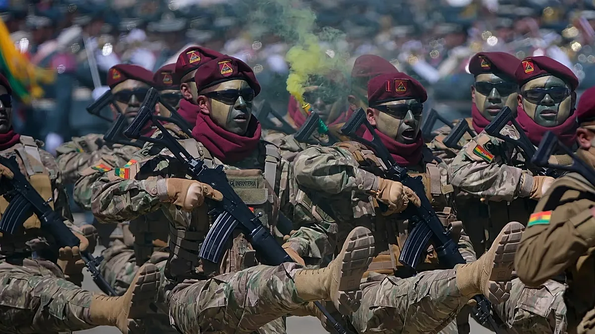 Sete pessoas seguem desaparecidas após explosões em unidade militar boliviana