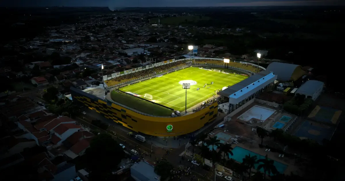Mirassol e Vitória duelam pela 27ª rodada do Brasileiro neste domingo