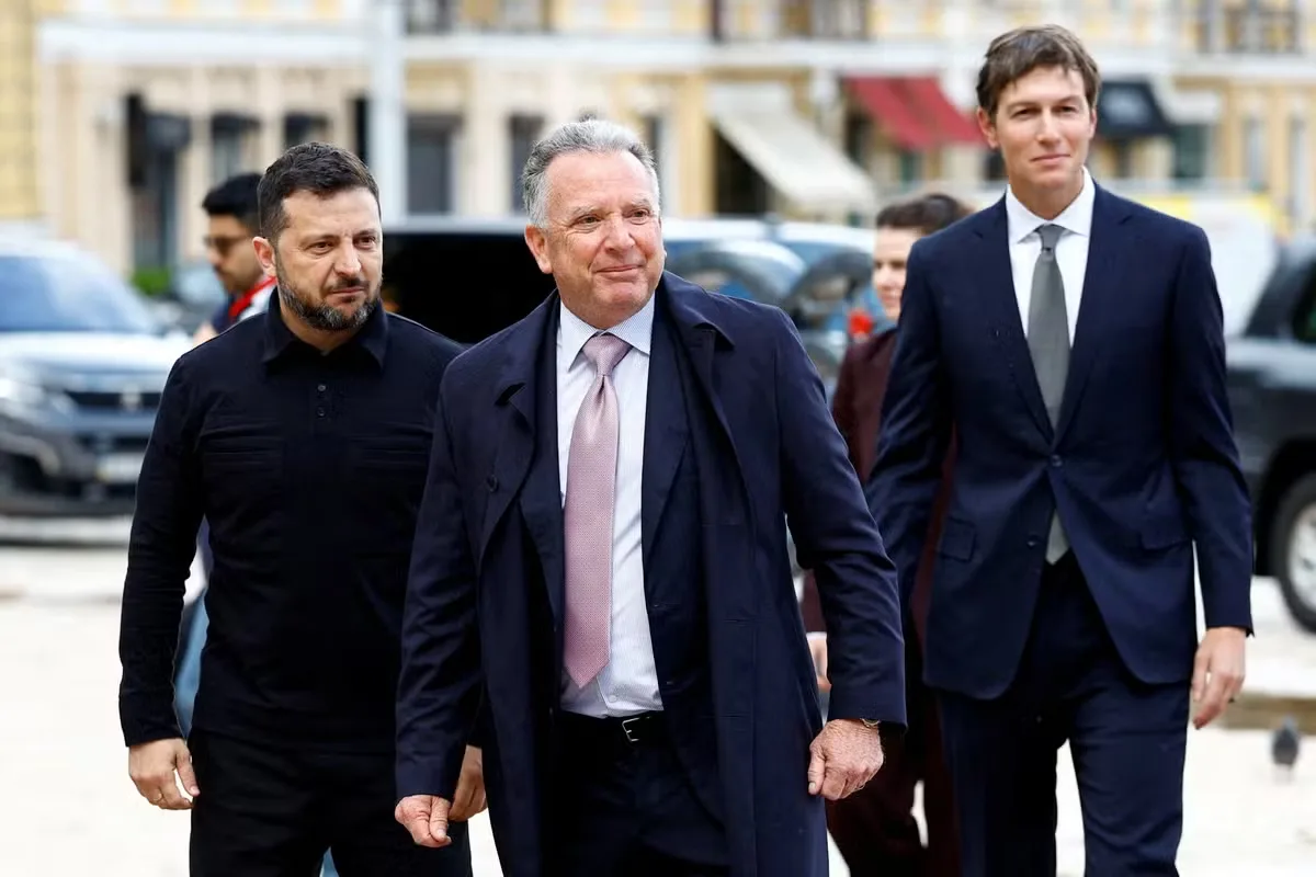 Negociadores dos EUA levam tratativas de paz a Kiev após encontro com Putin