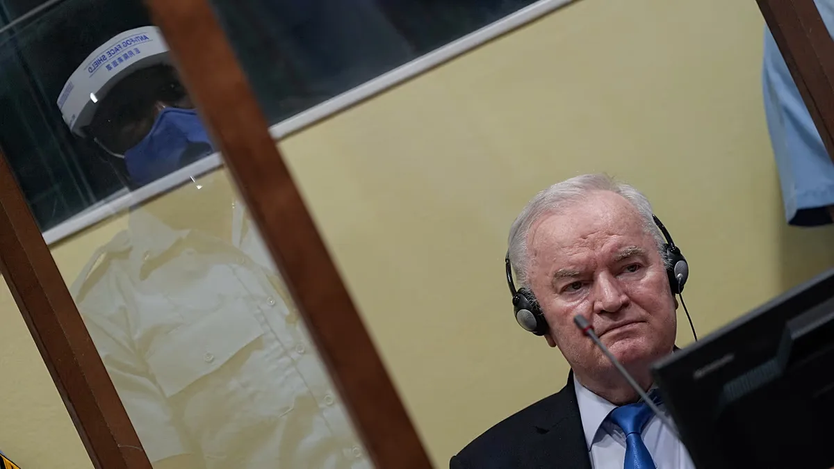 Funeral de Mladić ocorre sob pressão europeia e previsão de público numeroso