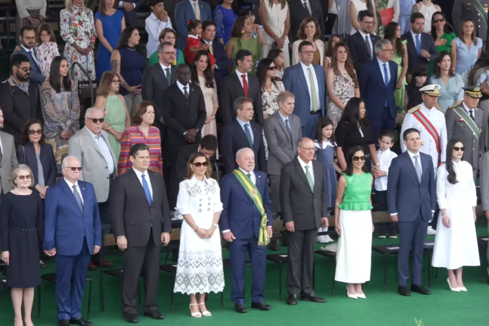 Desfile de 7 de Setembro reúne Fachin, Alcolumbre e Messias em meio a tensões