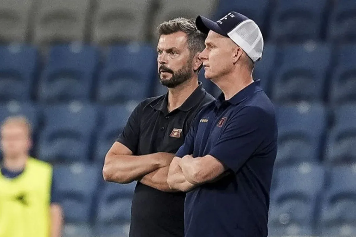 Viking estreia na Champions League com dois treinadores no comando