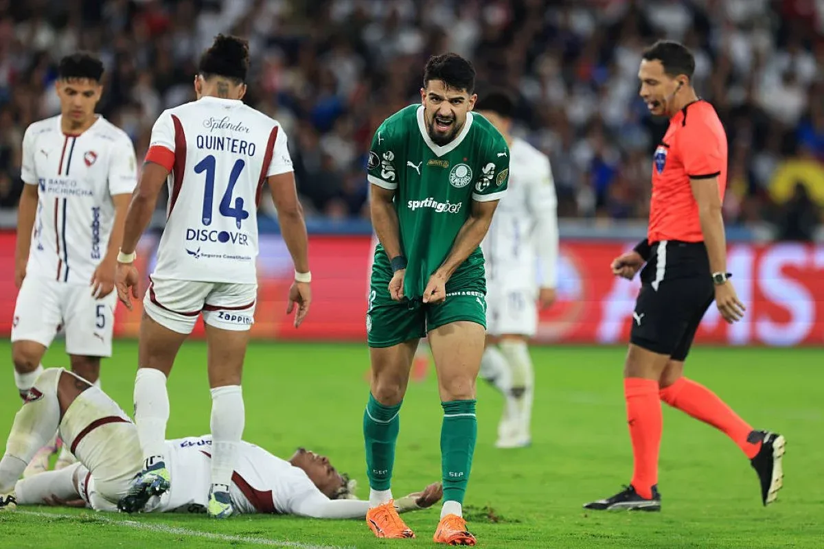 Reencontro de 2025 abre série entre Palmeiras e LDU na Libertadores