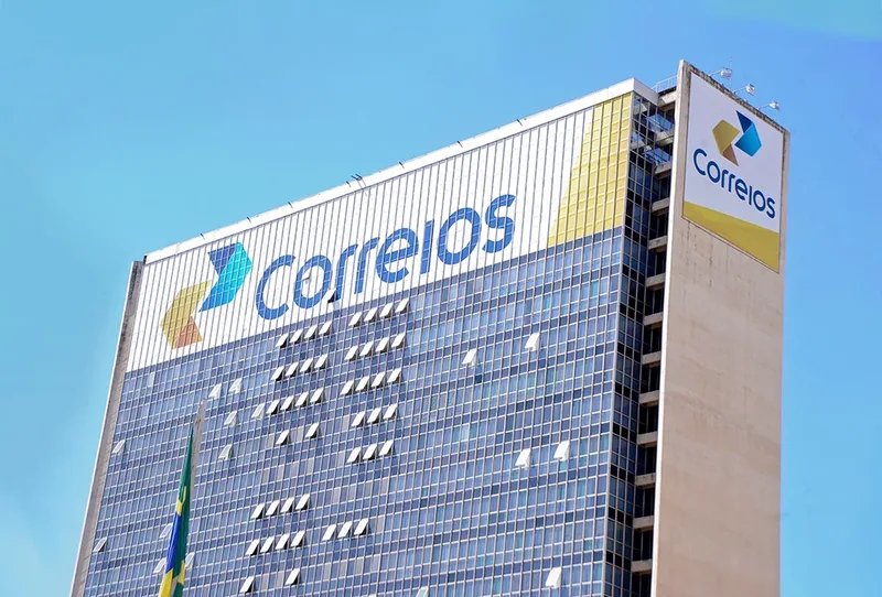 Funcionários dos Correios iniciam greve por tempo indeterminado