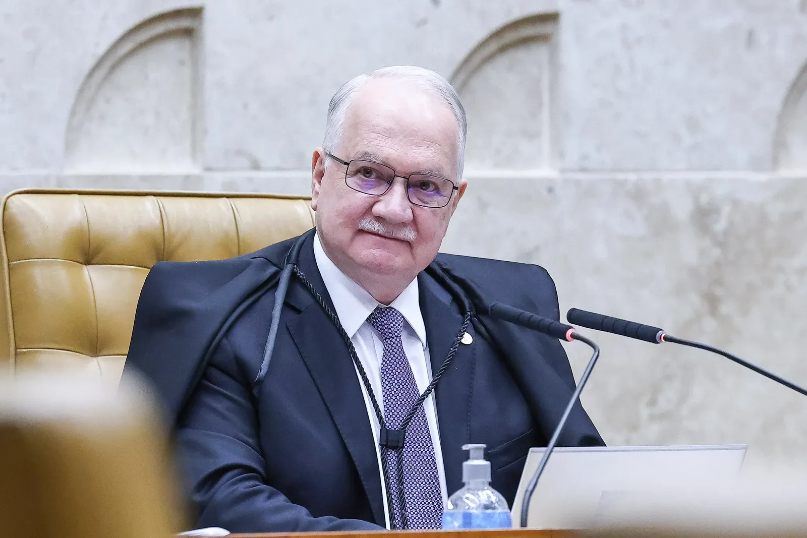 Fachin reúne ministro da Justiça e AGU em meio a crise com a PF