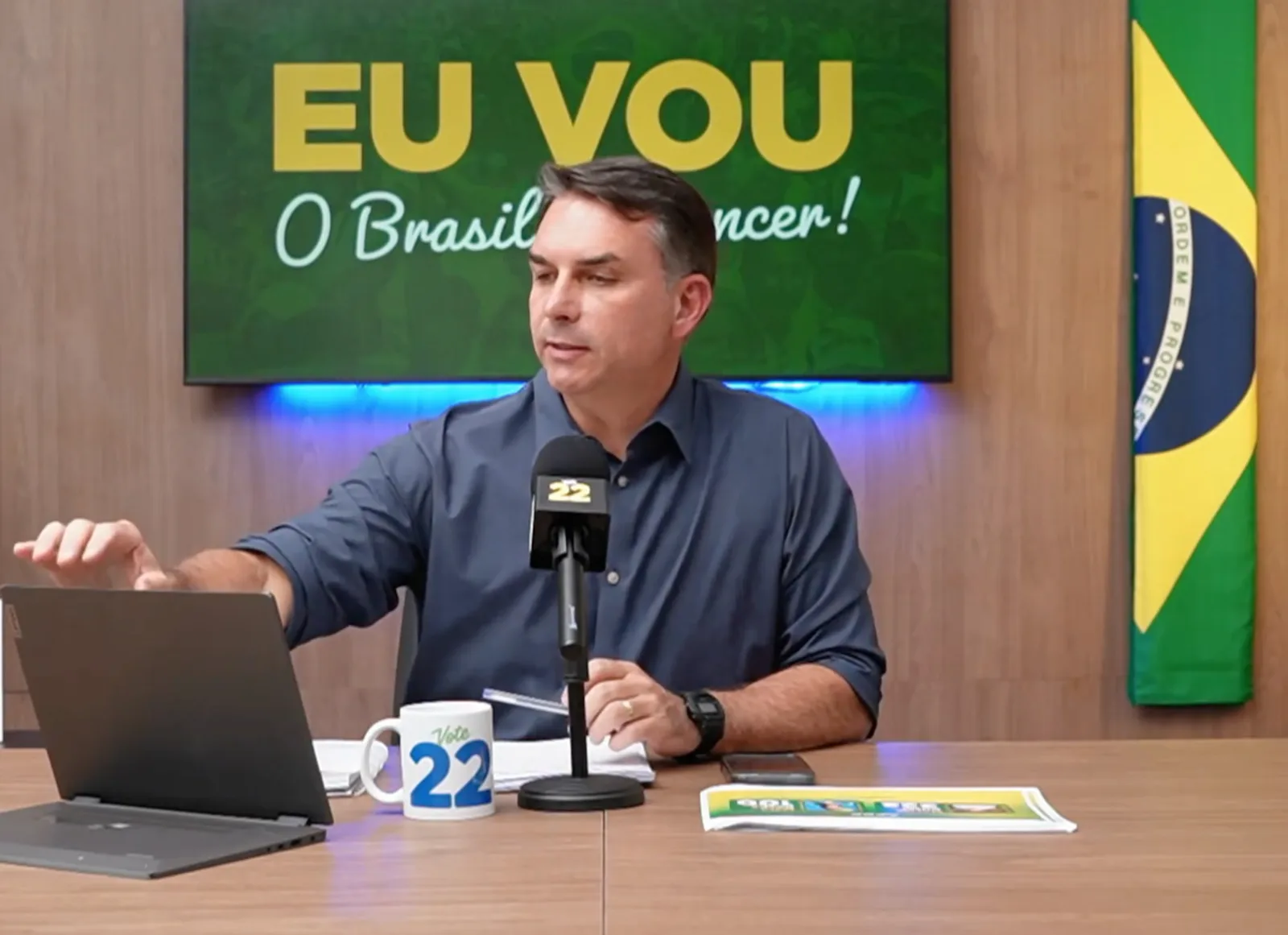 PF identifica transferência de R$ 1 milhão para produtora de filme sobre Bolsonaro