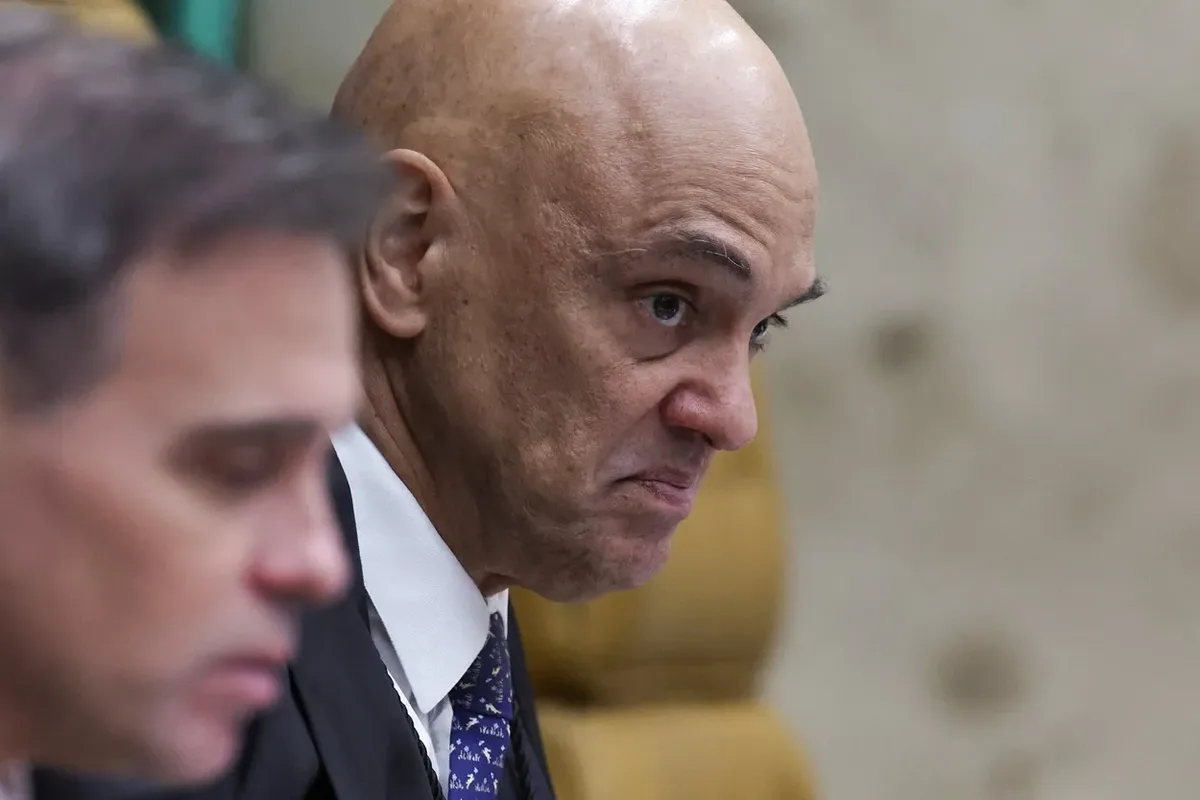 Mendonça encaminha relatório sobre mensagens de Vorcaro a Moraes para decisão do STF