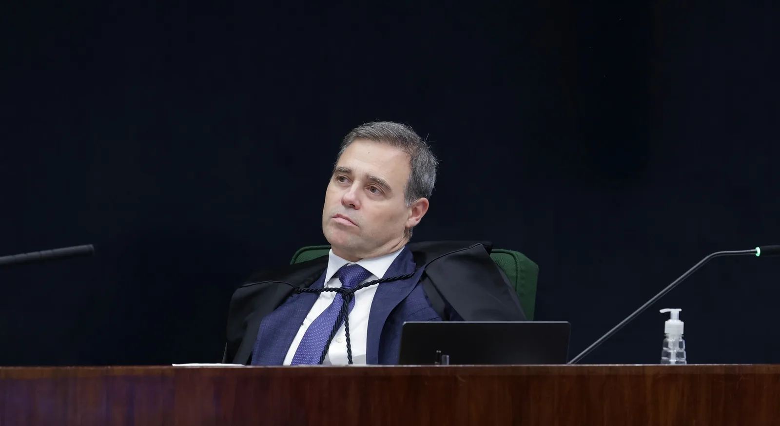 Mendonça aponta monitoramento da PF e cita relatórios enviados a Moraes