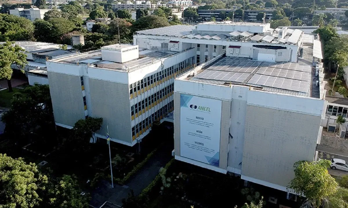 Aneel avalia permitir marca comum entre distribuidoras e comercializadoras