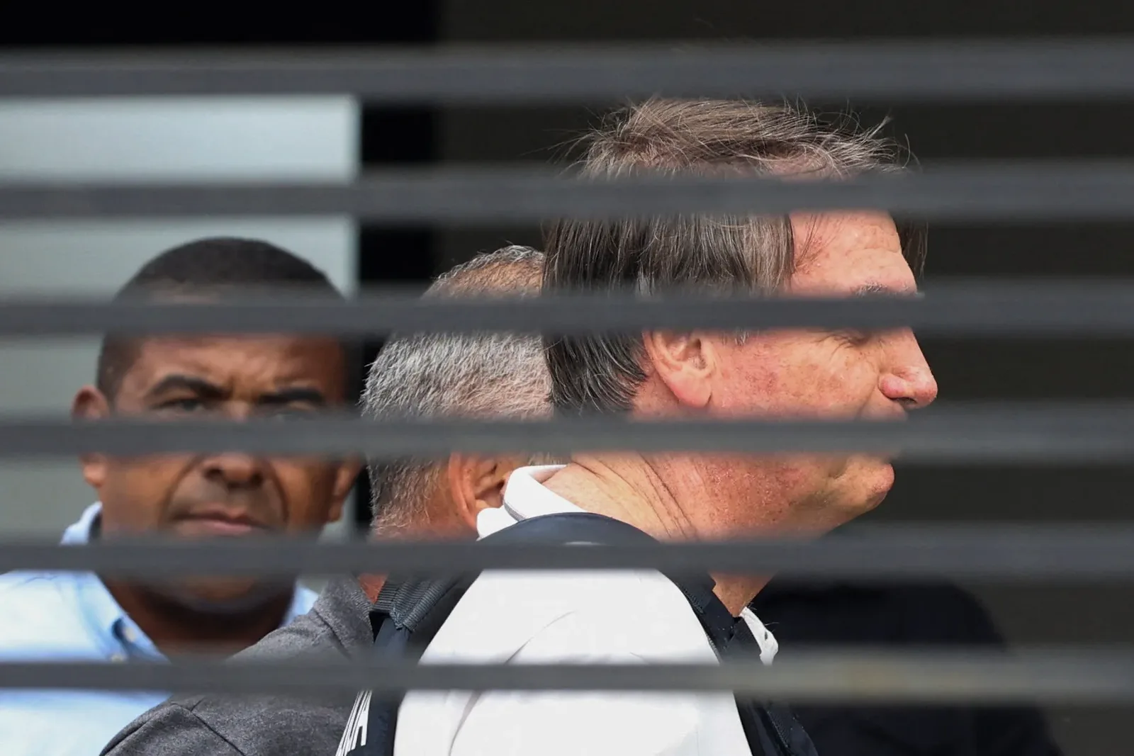 Primeira Turma do STF mantém rejeição a habeas corpus em favor de Bolsonaro