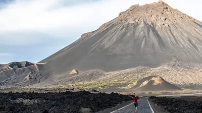 Acidente com ônibus mata 25 pessoas durante excursão em Cabo Verde