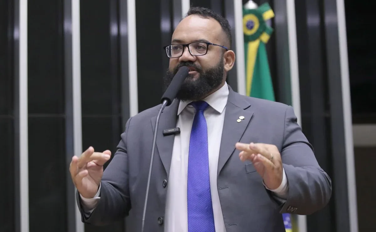 Moraes determina depoimento de deputado baiano à Polícia Federal