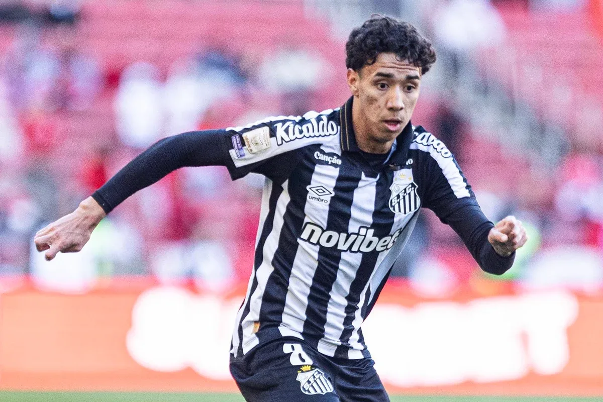 Neymar parabeniza Gabriel Bontempo após convocação para a Seleção