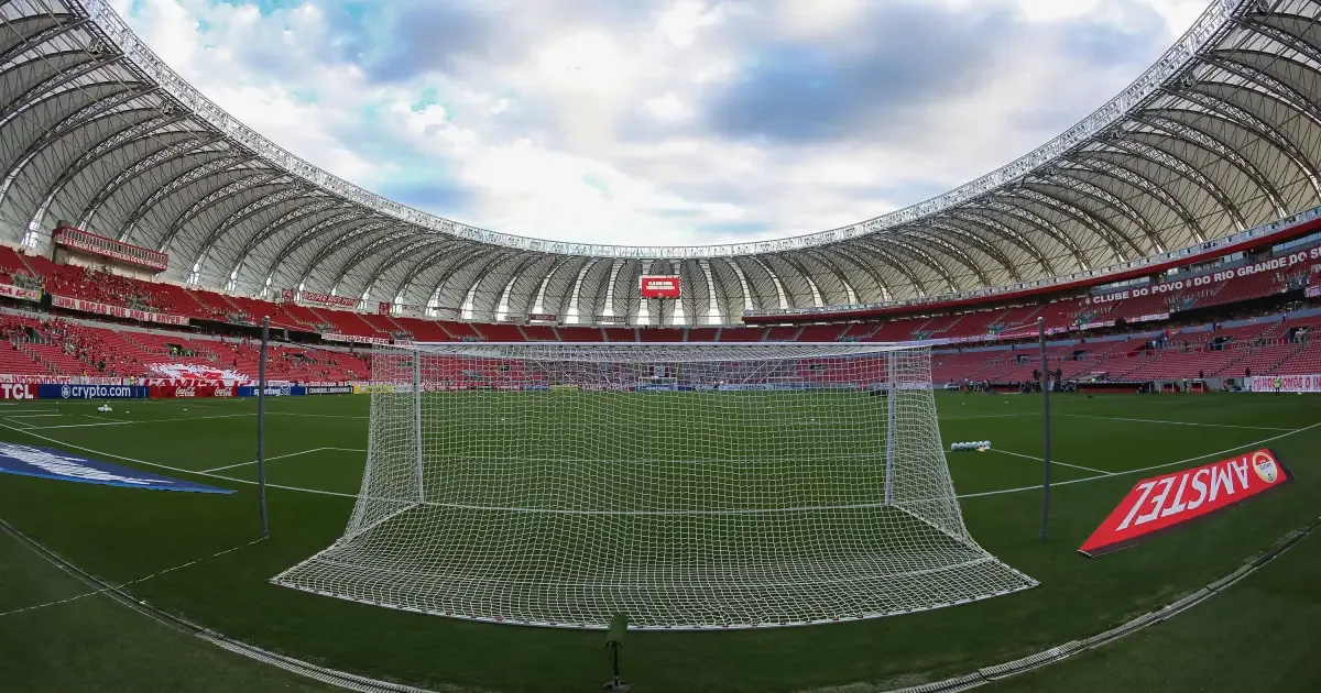 Inter e Santos duelam no Beira-Rio em confronto contra o rebaixamento