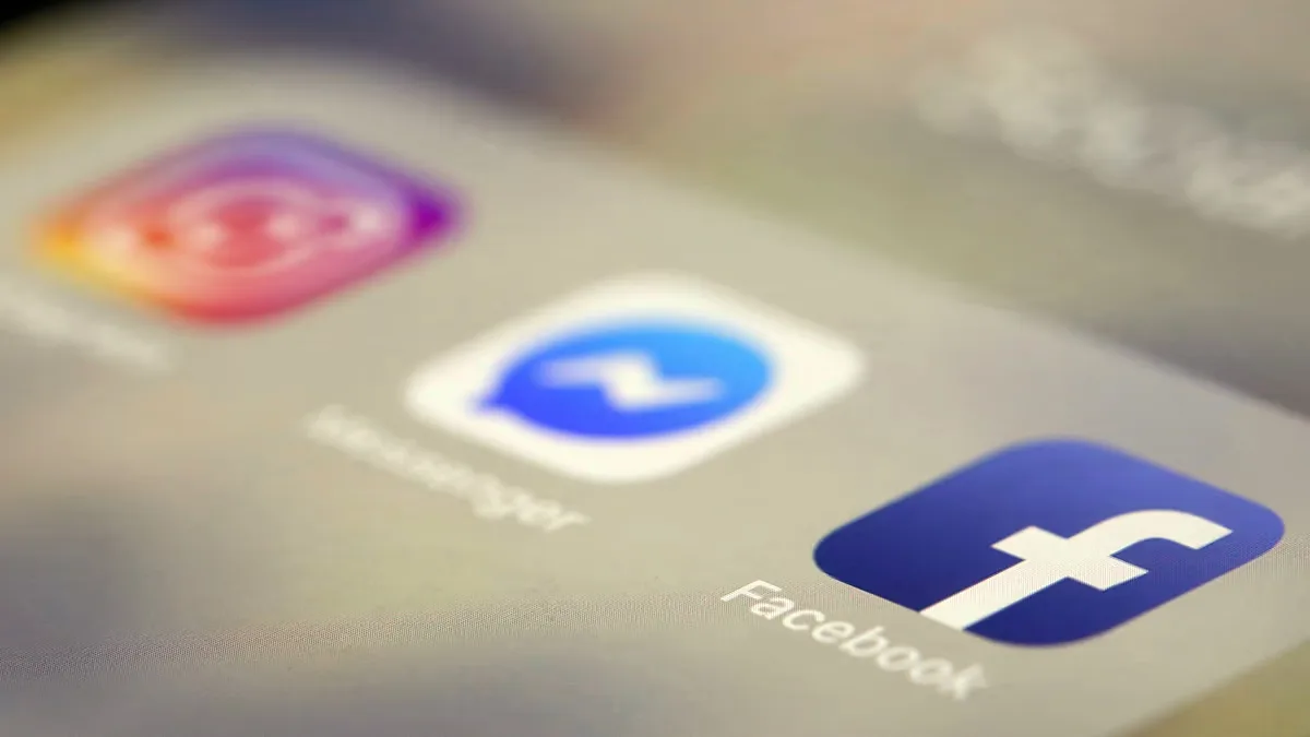 Proposta europeia pode limitar redes sociais e serviços digitais para menores