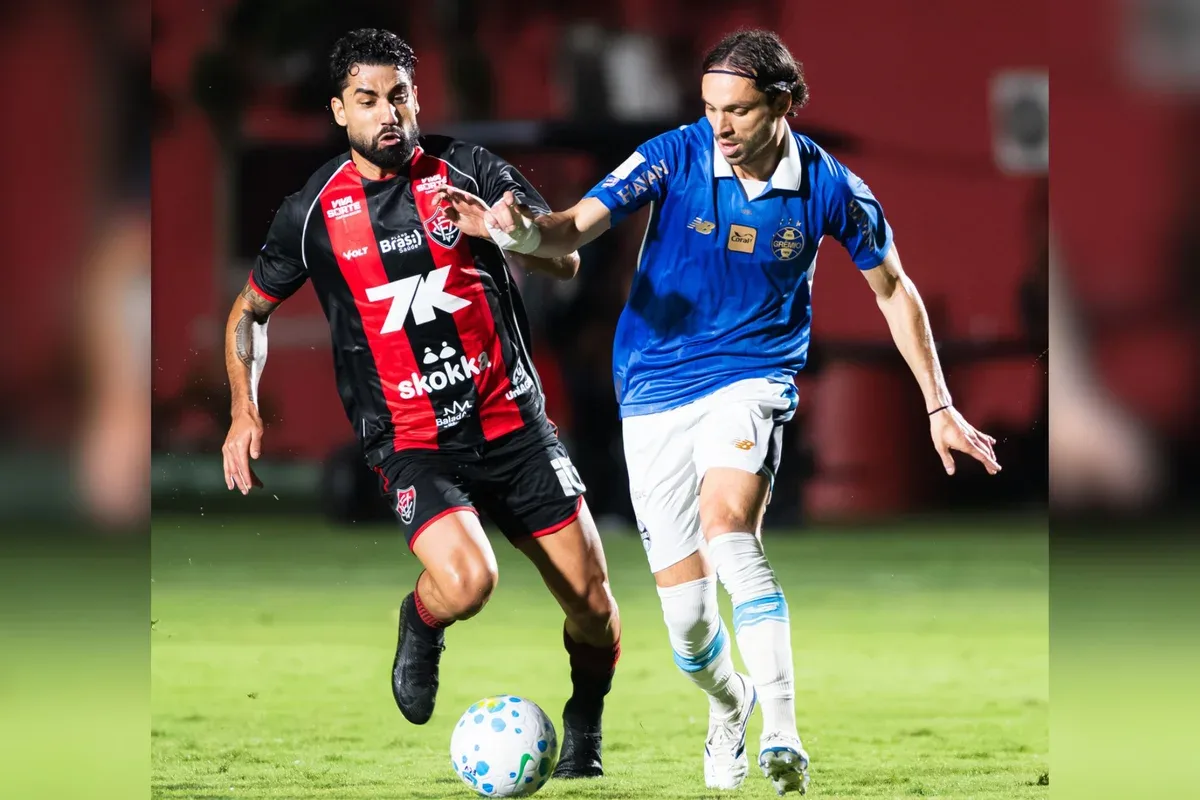 Vitória vence o Grêmio no Barradão e sobe para a 11ª posição