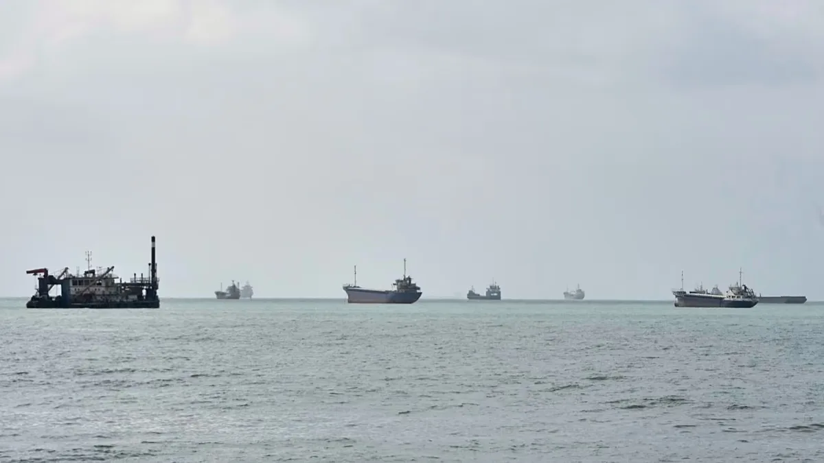 Disputa sobre operações navais eleva tensão entre Irã e Estados Unidos em Hormuz