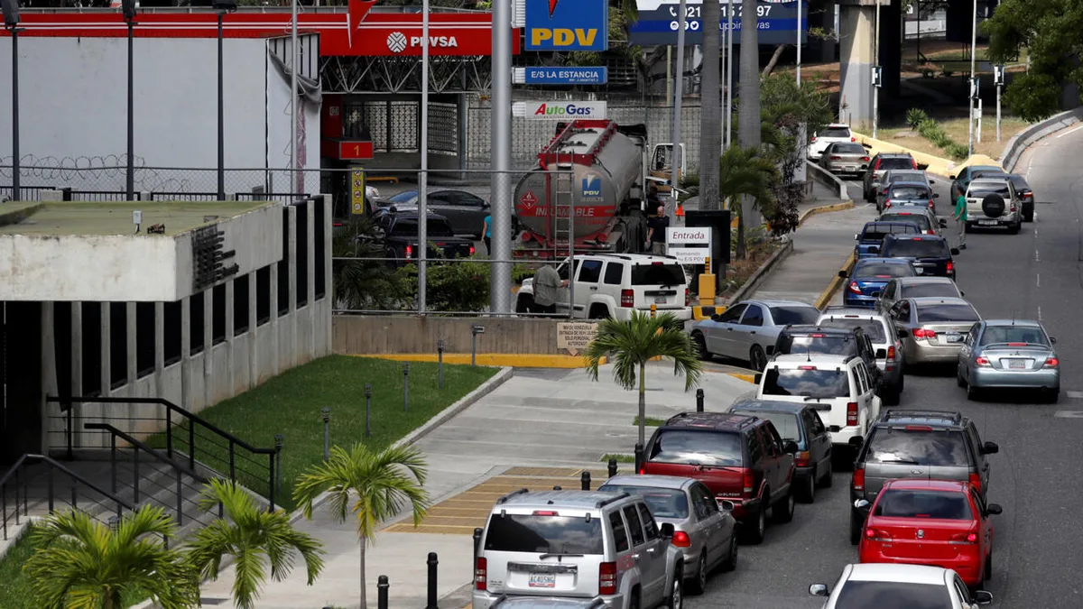 Crise elétrica venezuelana expõe queda na geração e pressão sobre o governo