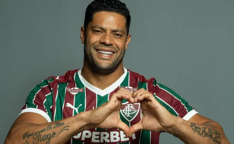 Leitura labial aponta discussões entre Hulk e jogadores do Vasco em clássico