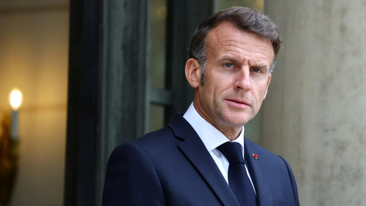 França busca apoio europeu para limitar redes sociais por idade
